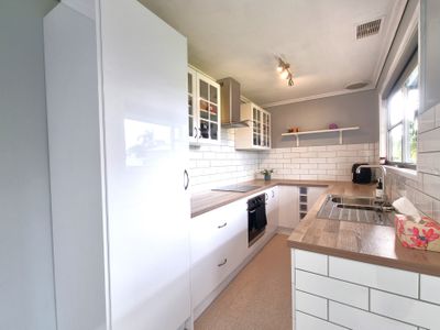 90 Lilac Ave, Kerang