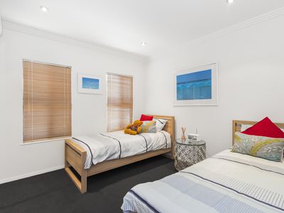48 Palm Street, Rowes Bay