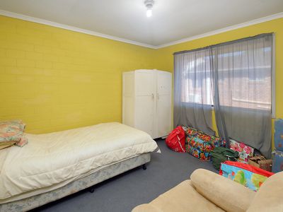 50 / 28 Chambers Flat Road, Waterford West
