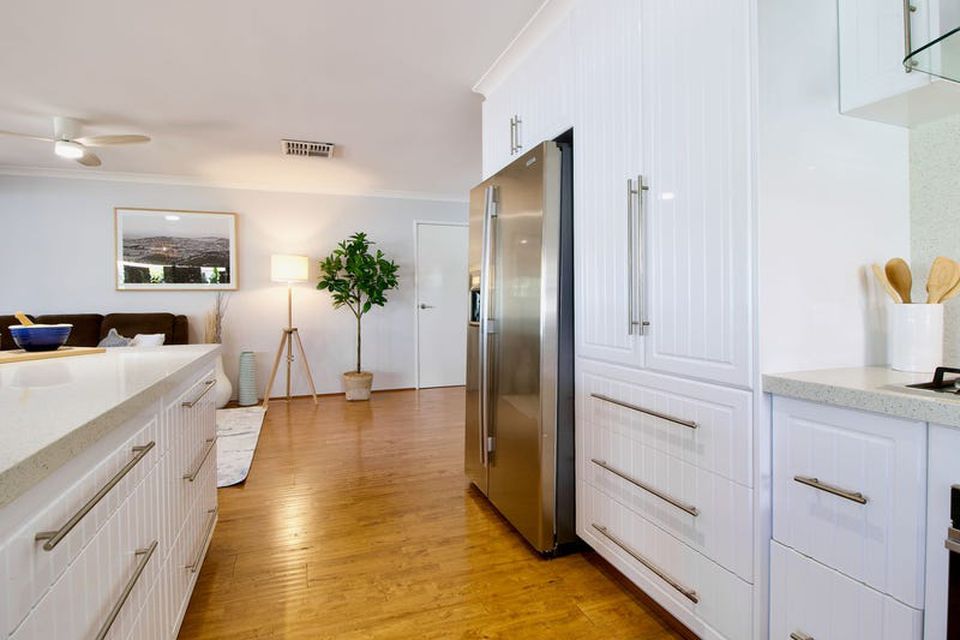 27 Holcombe Road , Warnbro