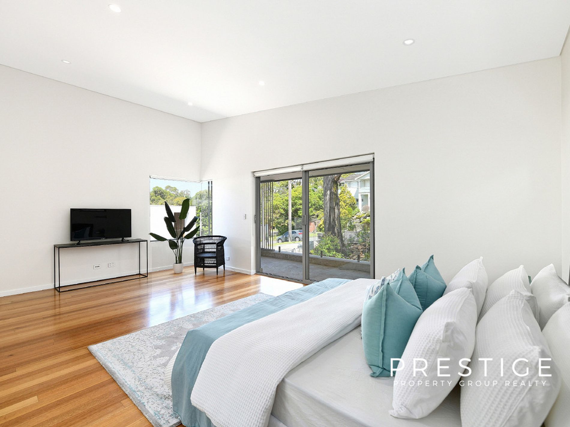 111 Gungah Bay Road, Oatley