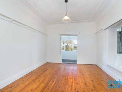 8 Mafeking Avenue, Lane Cove