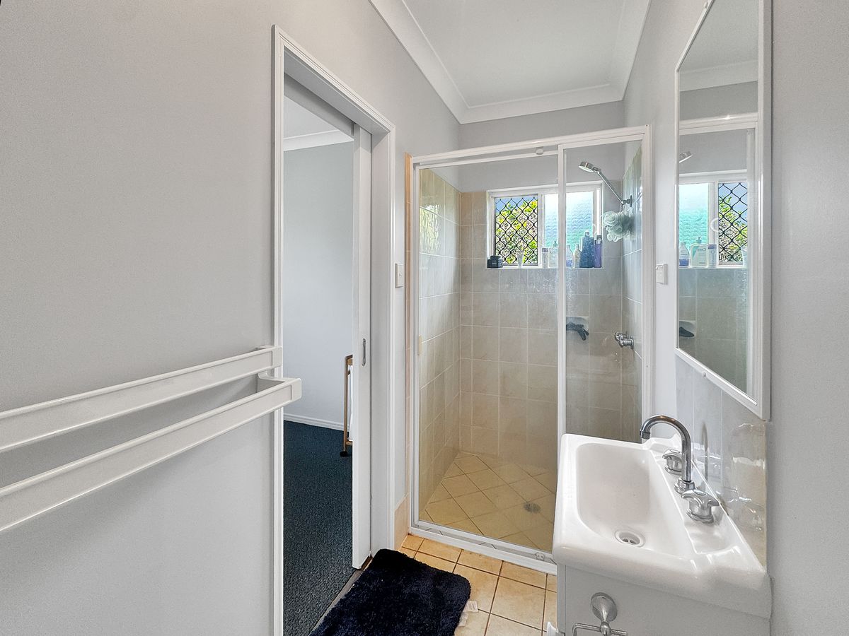 38 Paine Street, Atherton