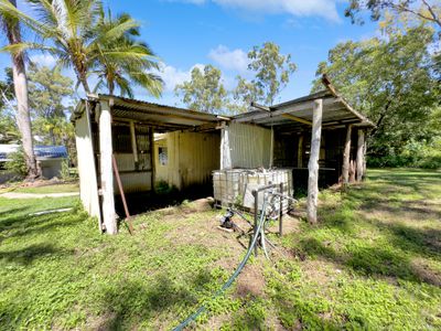 345 Midge Point Road, Bloomsbury