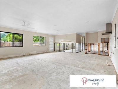 2-4 Wyuna Drive, Caravonica
