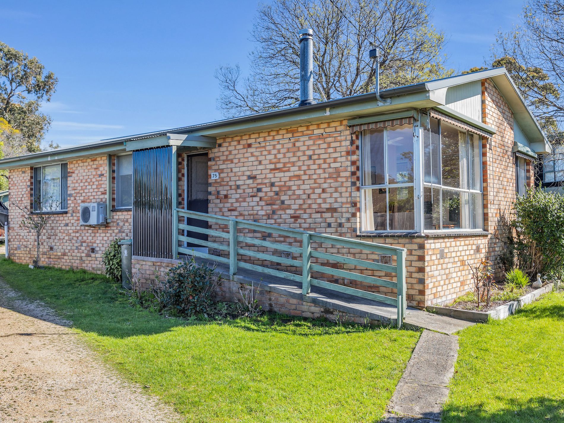 75 Mirrabooka Road, Mallacoota