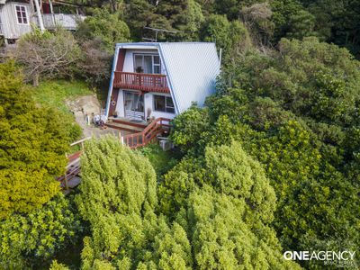 43 Airlie Road, Plimmerton