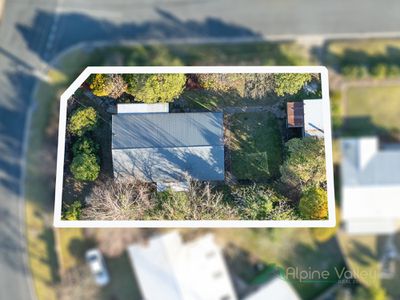 4 Fairway Avenue, Mount Beauty