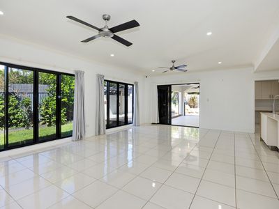 87 Shutehaven Circuit, Bushland Beach