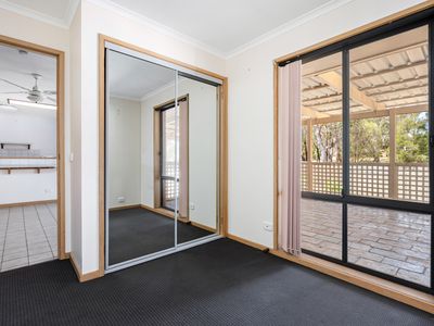 26 KENNEDIA STREET, Thurgoona