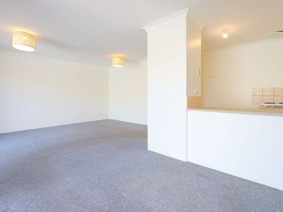 2 / 9 Merope Close , Rockingham