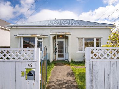 42 Hargest Crescent, Saint Kilda