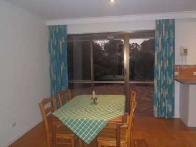 7 Barracks Close, Dubbo