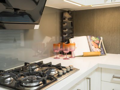 42 Hammers Road, Northmead