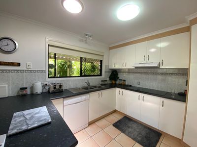 4 JONWEST CLOSE, Torquay
