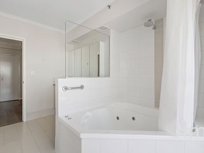 127 / 996 Hay Street, Perth