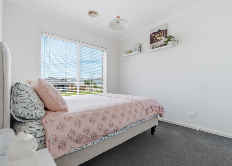 18 Atlantis Avenue, Portland