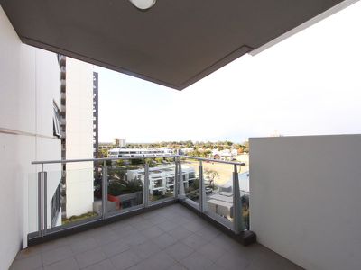 705 / 21 Bow River, Burswood