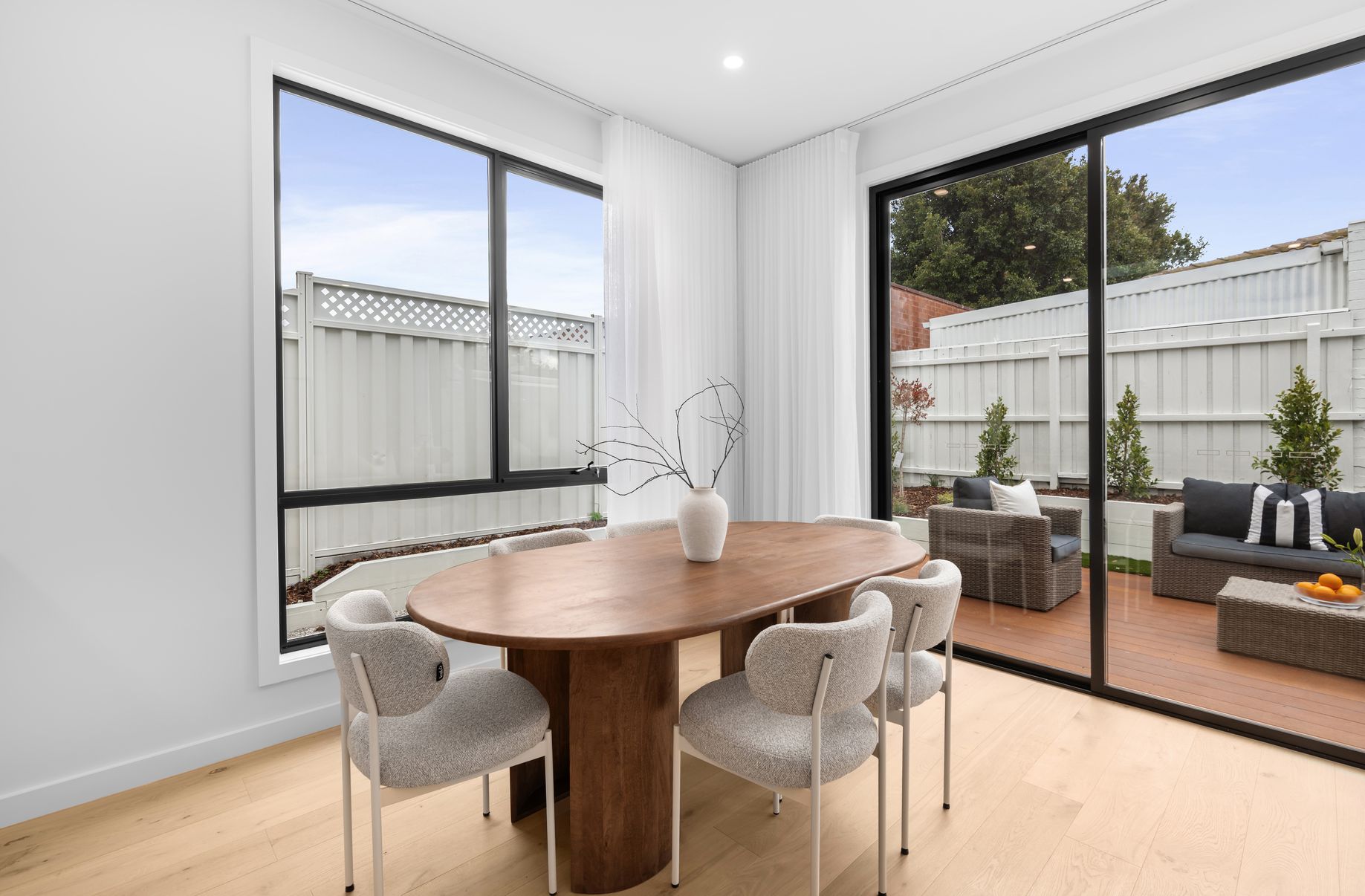 71a West Street, Hadfield, Hadfield - Thumbnail 5