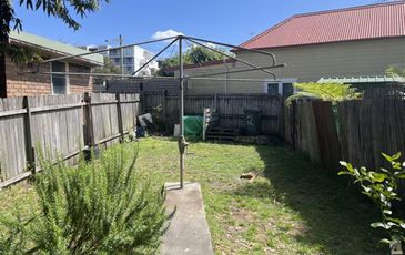 2 / 1651 Botany  Road, Botany