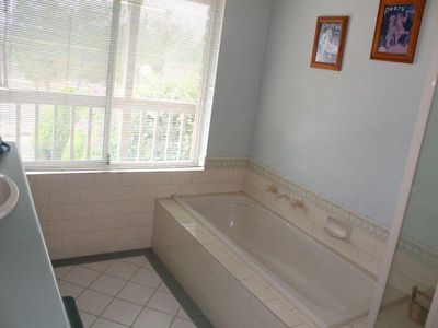 609 Hylands Lane, Heathcote
