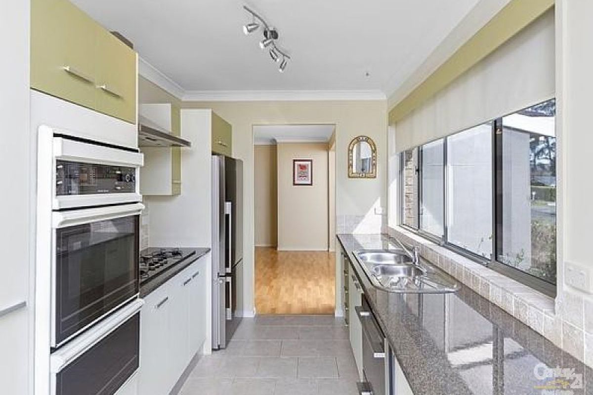 2 Letitia Close, Green Point