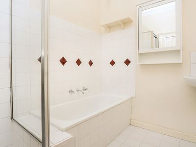 17 Glamis Road, West Footscray