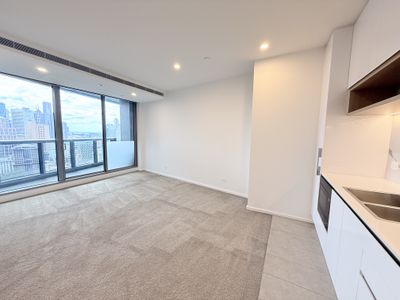 3011 / 81 City Road, Southbank