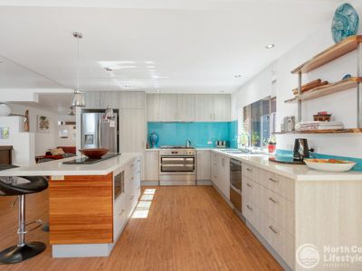 7 Gloria Street, South Golden Beach