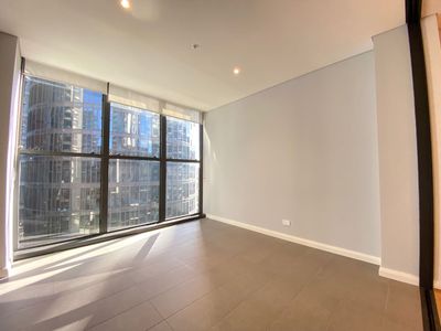 702 / 5 Wentworth Place, Wentworth Point