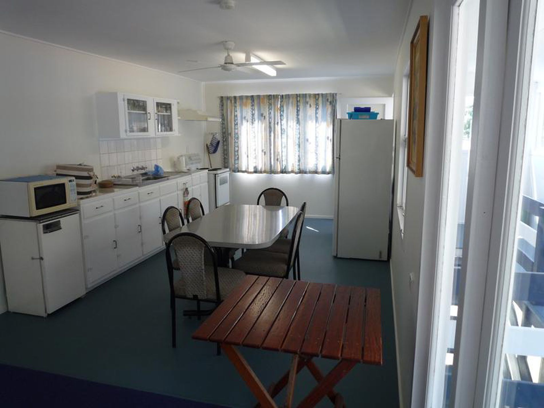 21 Esplanade Walkers Pt., Woodgate