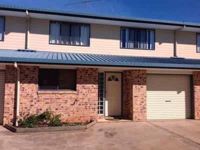 2 / 277 Haly Street, Kingaroy