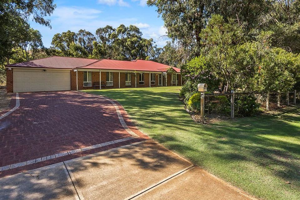 31 Oak Way , Baldivis