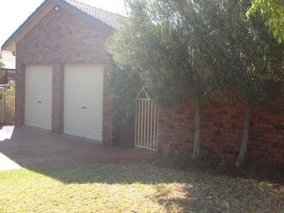 8 Catchpole Close, Dubbo