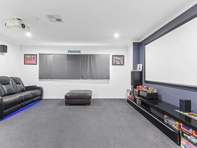 1-3 Mecklem Court, Ningi