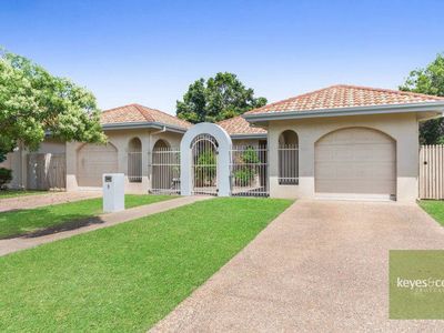 8 Amarina Court, Annandale