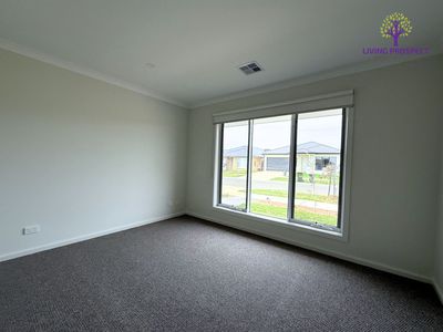 8 Swift Street, Charlemont