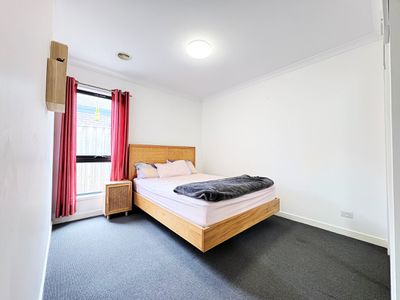 36 Bertie Street, Manor Lakes