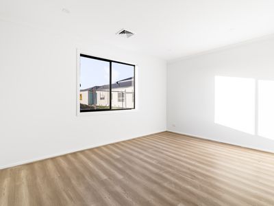 5 Amalgam Avenue, Fraser Rise