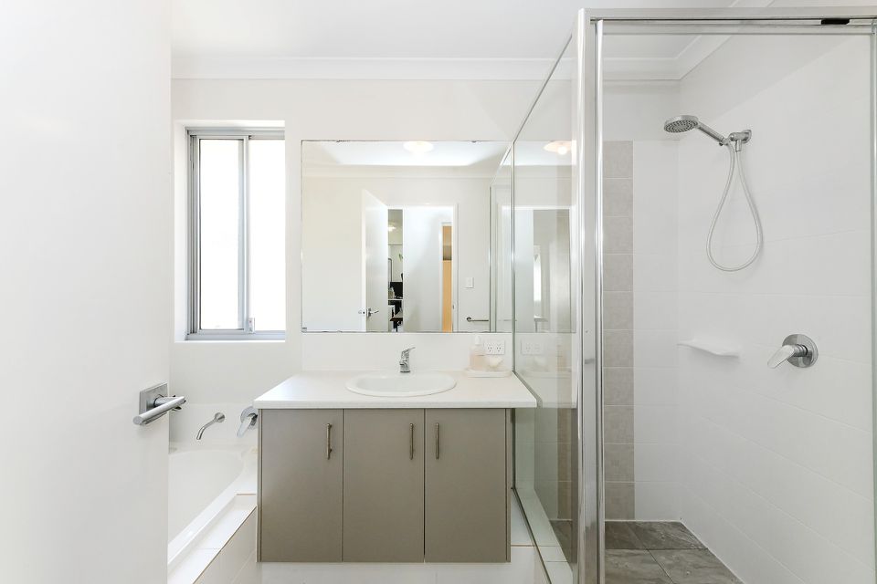 18 Yandal Way, Golden Bay