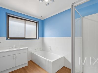 1 / 10 Donald Court, Glenorchy