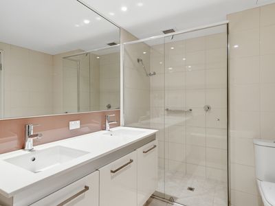 601 / 30 The Circus, Burswood