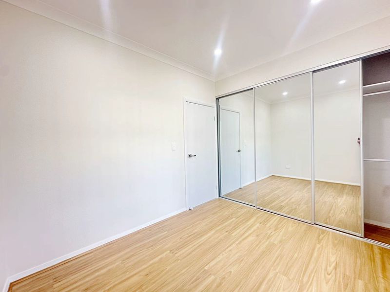6A Scribbly Place, Macquarie Fields
