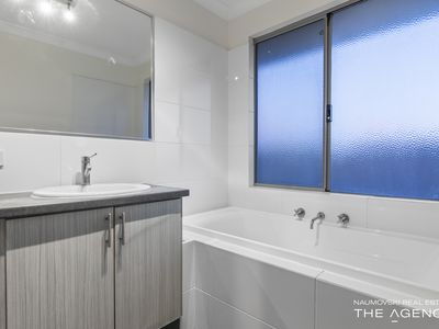 24C Tuckfield Way, Nollamara