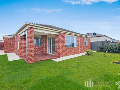 25 Artfield Street, Cranbourne East