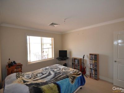 11 Nepean Place, Dubbo