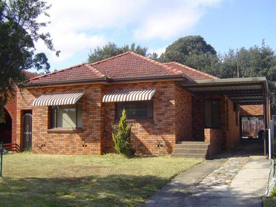 15 Leigh Avenue, Roselands
