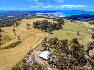 "Top of the Hill" 475 Saltwater River Road, Saltwater River