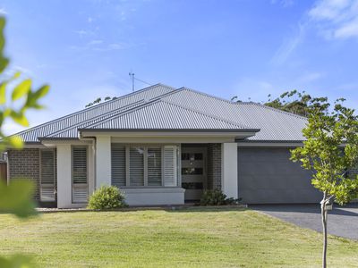 14 Amaroo Drive, Narrawallee