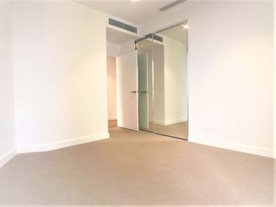 Lv 27 / 82 Hay Street , Haymarket